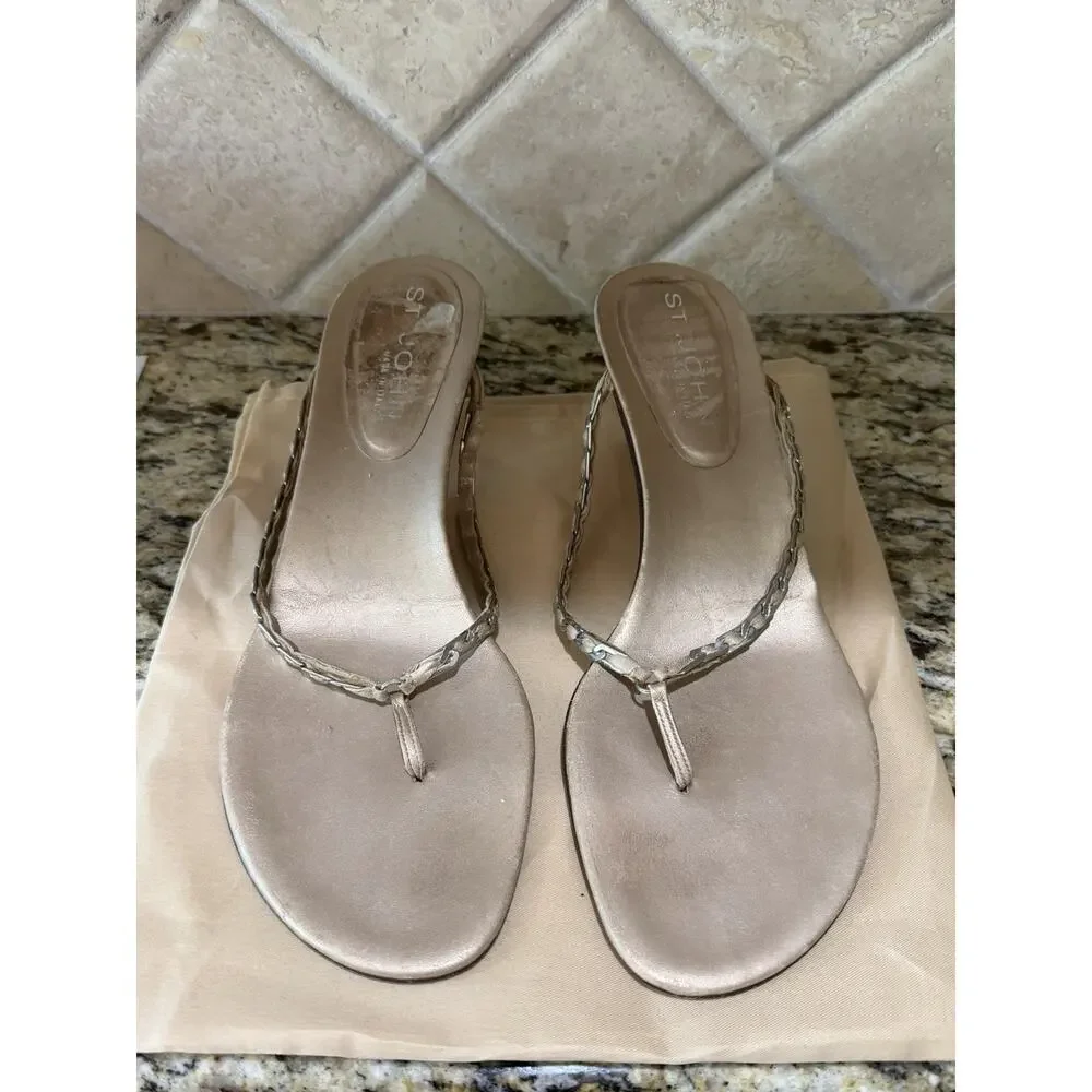 St. John Signature Chain-Embellished Kitten Heel Thong Sandals Gold Size 9